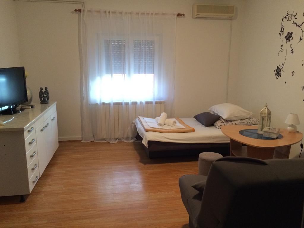 Apartment T&J ザダル エクステリア 写真